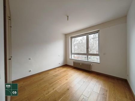 Location Appartement 4 pièces 145m² STRASBOURG 67000 - Photo 2