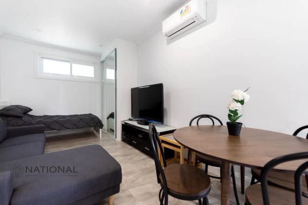 “Modern Granny Flat - ALL BILLS INCLUDED!” - Photo 1