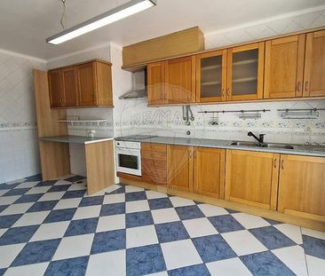 Apartamento T4 - Photo 2