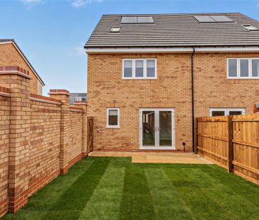 3 bedroom semi-detached house to rent - Photo 1