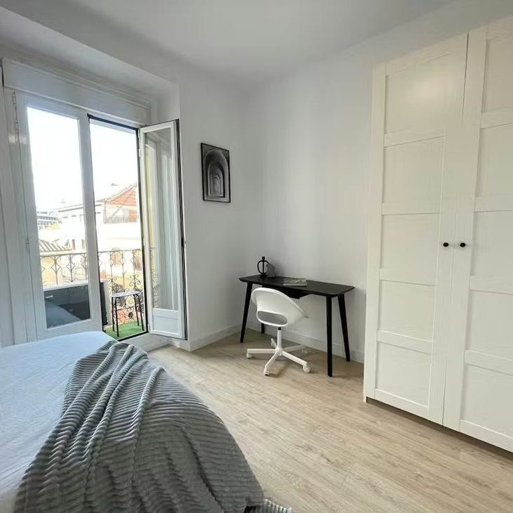 Calle de Redondilla, Madrid, Community of Madrid 28005 - Foto 1