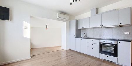 Appartement te huur in Brasschaat voor € 950 met 3 slaapkamers - Foto 4