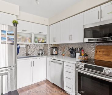 Zip Condos and Lofts - Photo 4