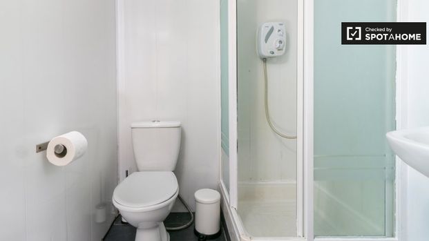 Studio apartment for rent in Clonsilla, Dublin - Photo 1