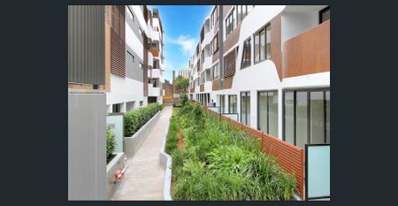 Rare 3 Bedroom apartment nestled in the heart of Redfern! - Photo 2