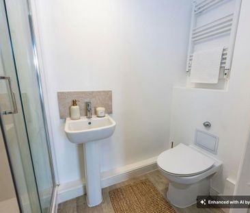 Studio to rent - Photo 6