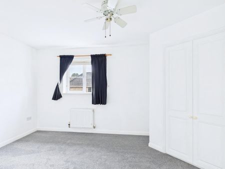 3 bedroom semi-detached house to rent - Photo 4