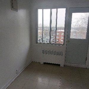 Grand 3 1/2 a louer - Photo 2