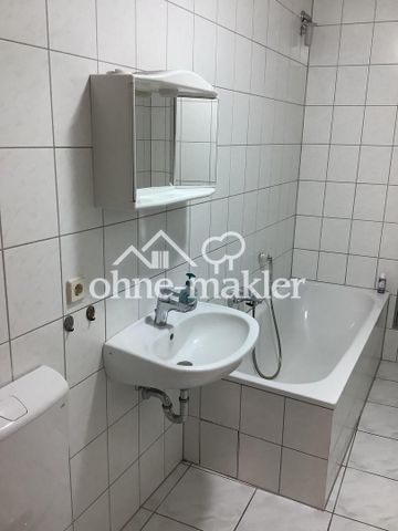 Sehr gepflegte, großzügige 2-Raum-Wohnung im Herzen der Stadt-Fußgängerzone - Foto 4