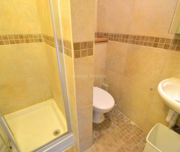 1 bedroom in a house share to rent - Photo 6