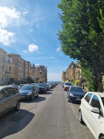 Fourth Avenue, Hove - Photo 4