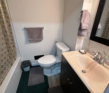 For Lease - 899 Kettleridge Street, London North, Ontario - Photo 2