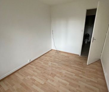 Location Appartement 4 pièces 68m² VAULX EN VELIN 69120 - Photo 6