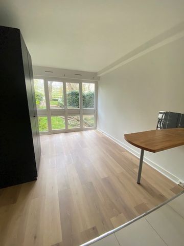 Location Appartement 1 pièce 19m² LA CELLE ST CLOUD 78170 - Photo 4