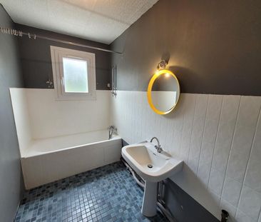 Location Appartement 3 pièces 80m² CALUIRE ET CUIRE 69300 - Photo 6