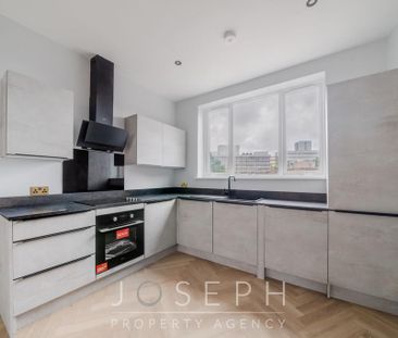 1 bedroom penthouse to rent - Photo 2