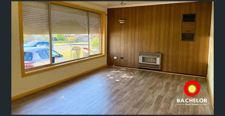 🔥🏠 Just Listed for RENT - 3 Bed | 1 Bath | 5 Car parks 🏠 - Photo 3