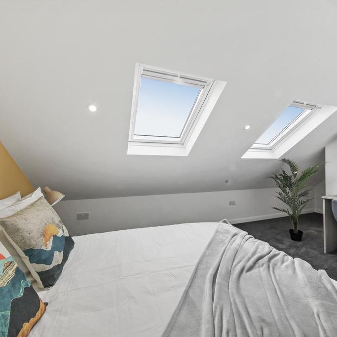 1 bedroom in a house share to rent - Photo 1