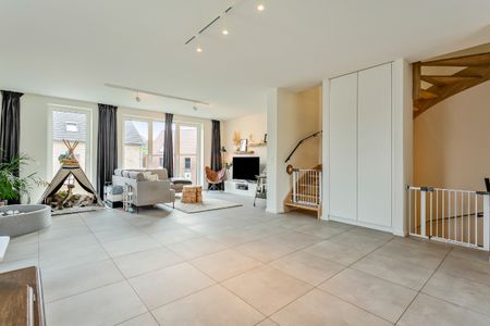 Ruime 3gevelwoning te huur in Sterrebeek - Photo 2