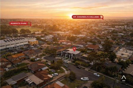 Spacious Family Living in a Quiet Greenacre Pocket - Photo 2