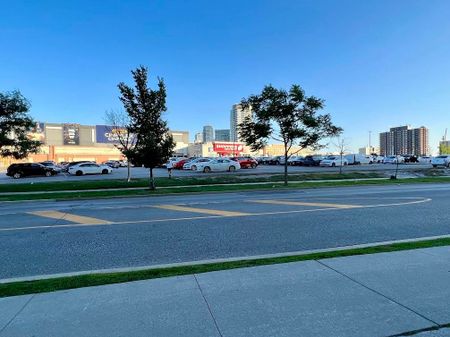 For Lease - 150 Fairview Mall Drive Unit# 105, Toronto, Ontario - Photo 3