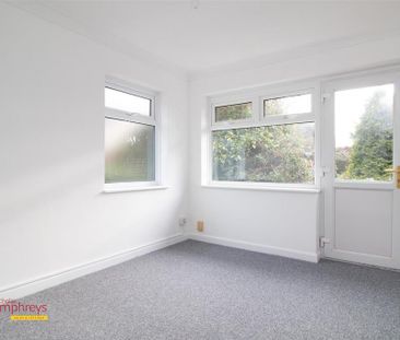 2 bedroom detached bungalow to rent - Photo 3