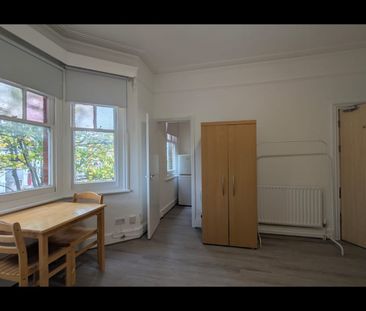 Studio Flat, Ferme Park Road, N8 - Photo 1