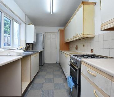 3 bedroom terraced house to rent - Photo 6