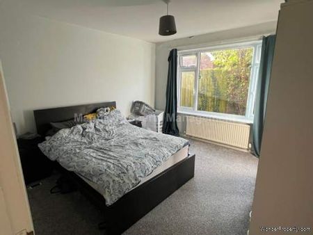 3 bedroom property to rent in St Neots - Photo 2