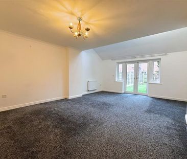 3 Bedroom Semi Detached To Let - Photo 3
