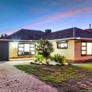 Spacious Family Home with Studio & Alfresco Entertaining - Photo 3