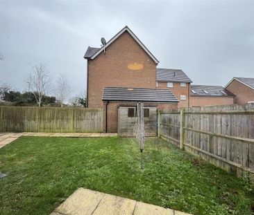 3 bedroom semi-detached house to rent - Photo 6