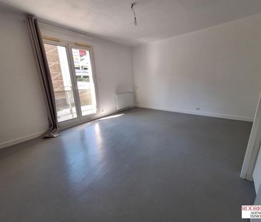 Location Appartement 1 pièce 26m² POITIERS 86000 - Photo 1