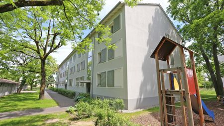 Lichtdurchflutete, moderne Wohnung an idyllischer Lage - Photo 2