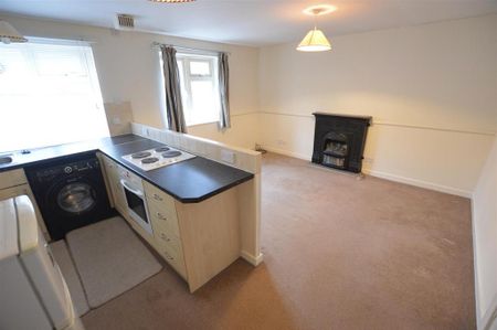 2 bedroom apartment to rent - Photo 2