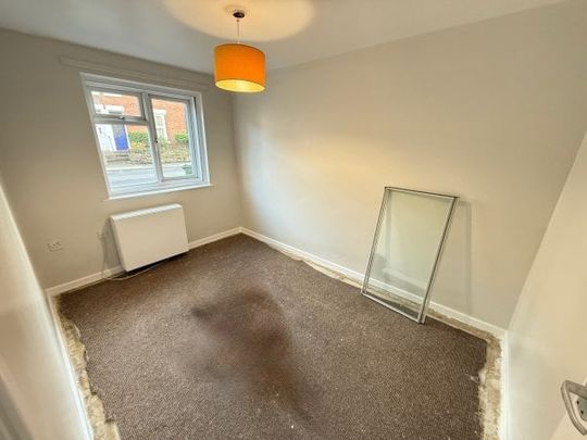 Burton Road, Nottingham, NG4 - Photo 1