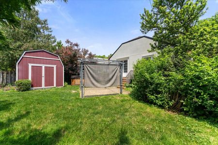 For Lease - 596 Hager Avenue, Burlington, Ontario - Photo 2