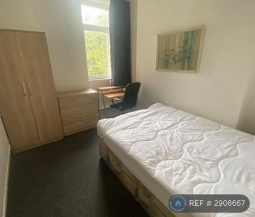 6 bedroom terraced house to rent - Photo 5