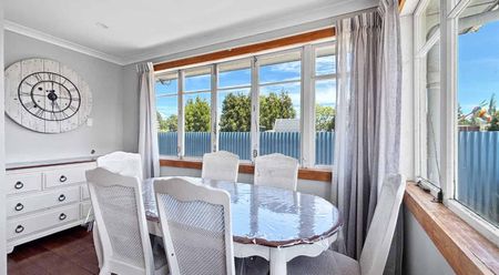 OHAKUNE - FURNISHED - 3 BEDROOM - Photo 3