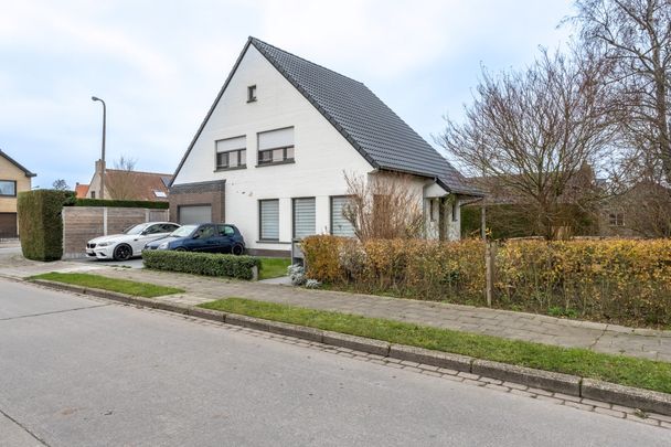 Alleenstaande woning met tuin te Dudzele - Photo 1