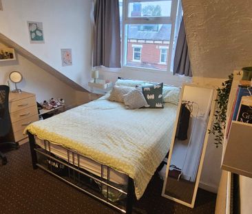 4 Bed - 8 Mayville Street, Hyde Park, Leeds - LS6 1ND - Student - Photo 5