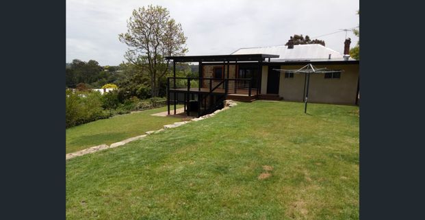 The ultimate in Adelaide Hills living - Photo 1