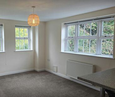 Flat to rent on - Photo 6
