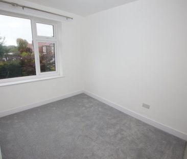 2 bedroom semi-detached house to rent - Photo 5