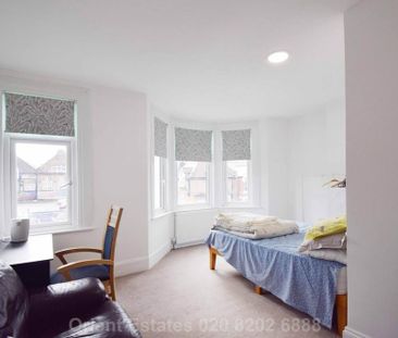 4 bedroom terraced house to rent - Photo 4