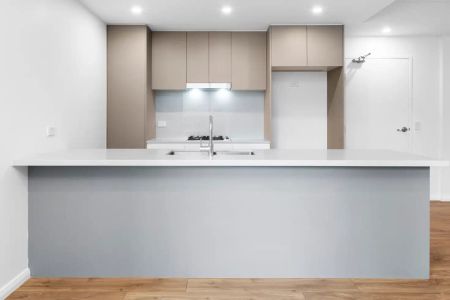 “Understated Style” - Photo 4