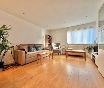 1 Bedroom Apartment To Let - Photo 4