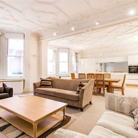 Kensington Court, Kensington, London, W8 - Photo 1