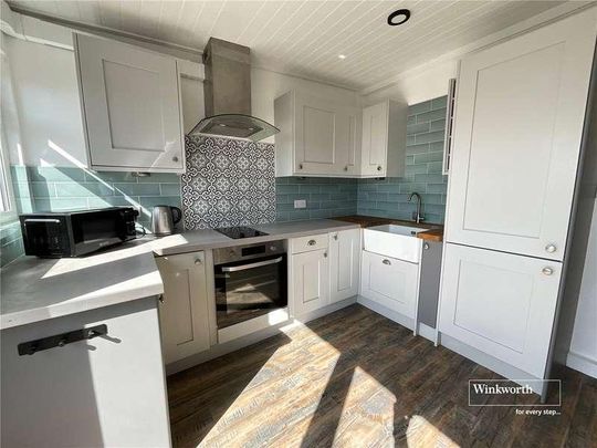 Cliff Terrace, Marine Drive, Barton On Sea, New Milton, BH25 - Photo 1