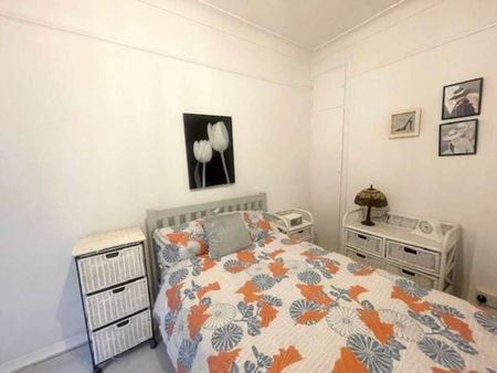 Longbridge Road, Barking, Essex, IG11 - Photo 3